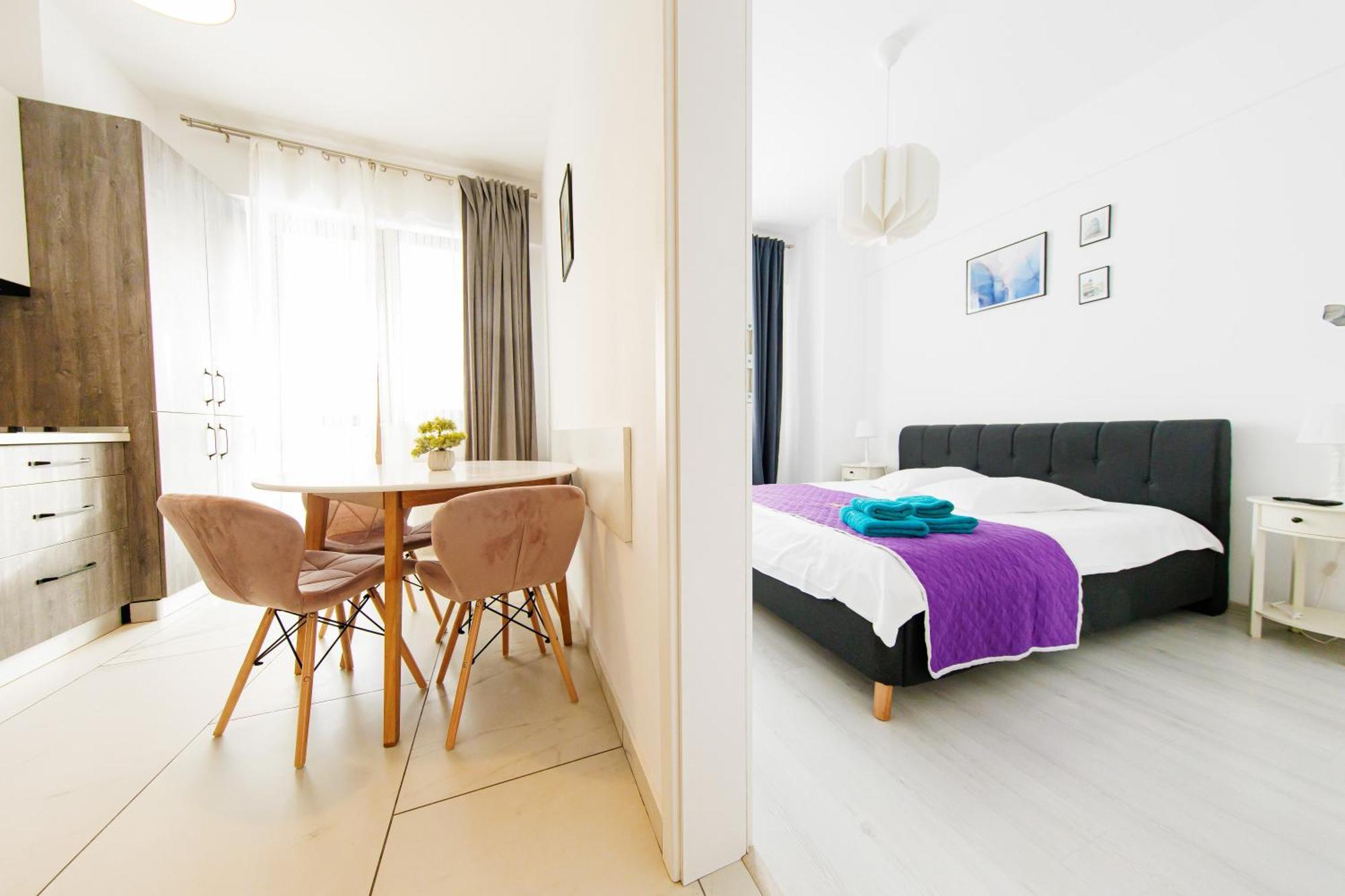 Lazar Towers Studios & Apartments Near Palas Iasi Exterior foto