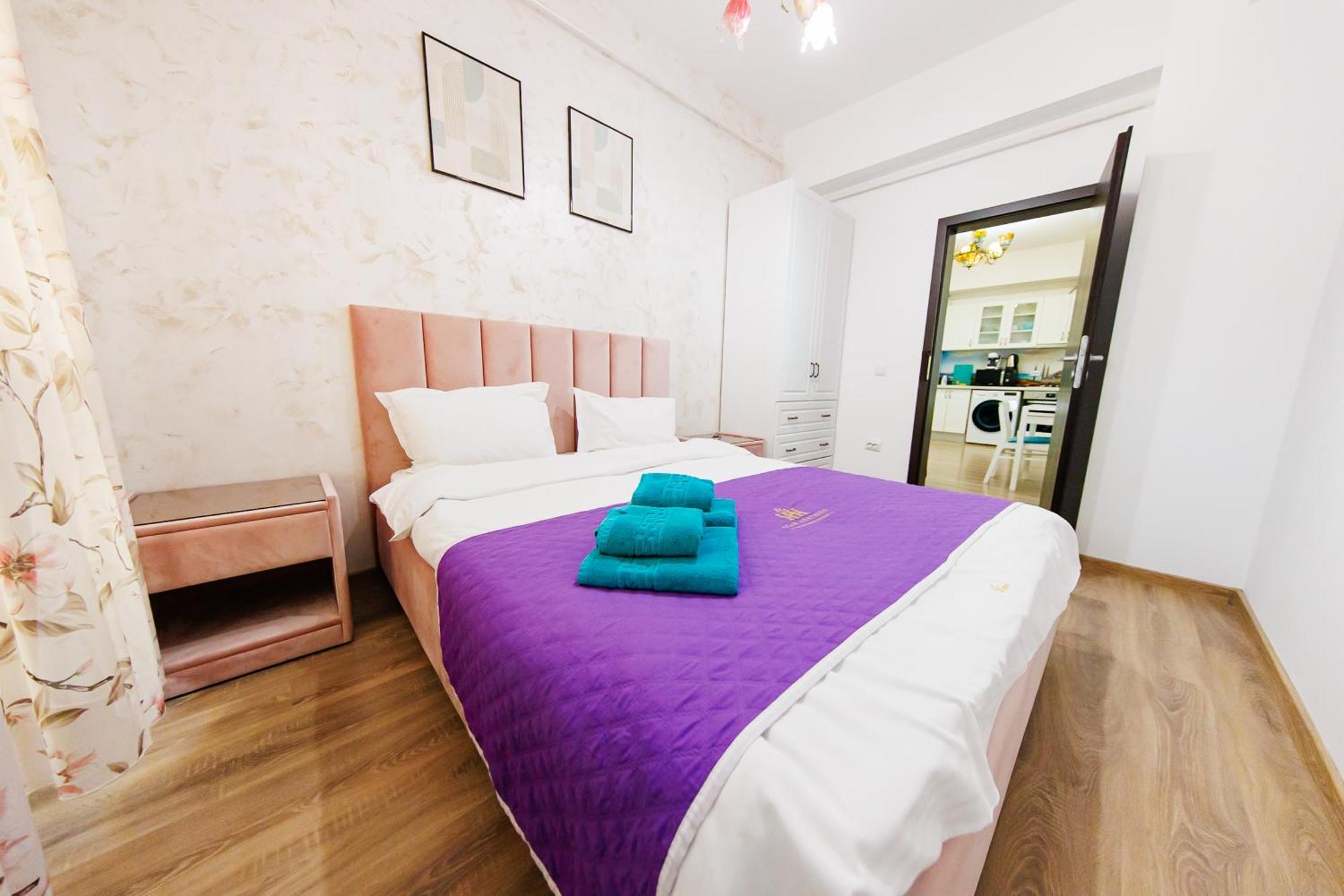 Lazar Towers Studios & Apartments Near Palas Iasi Exterior foto