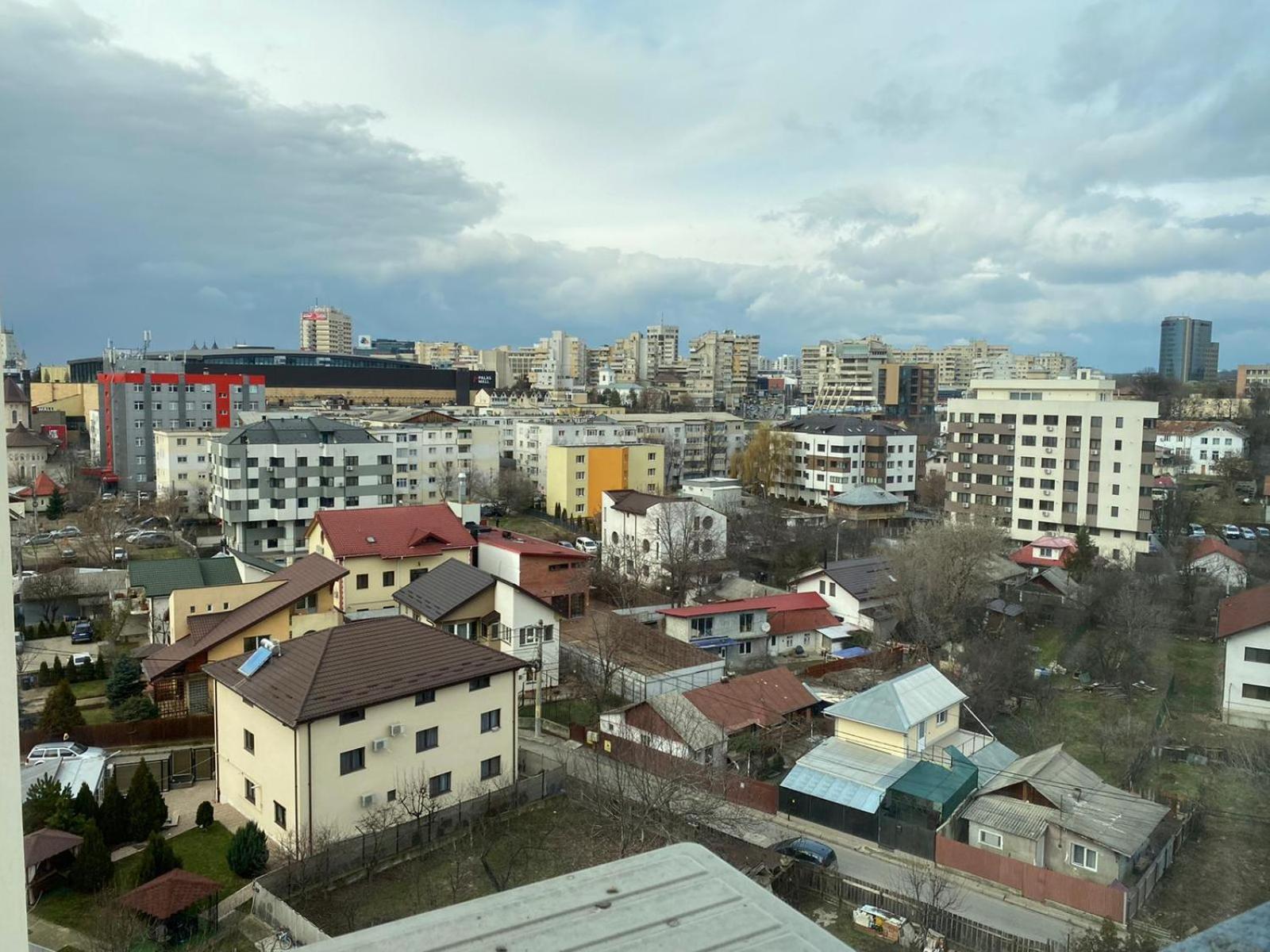 Lazar Towers Studios & Apartments Near Palas Iasi Exterior foto