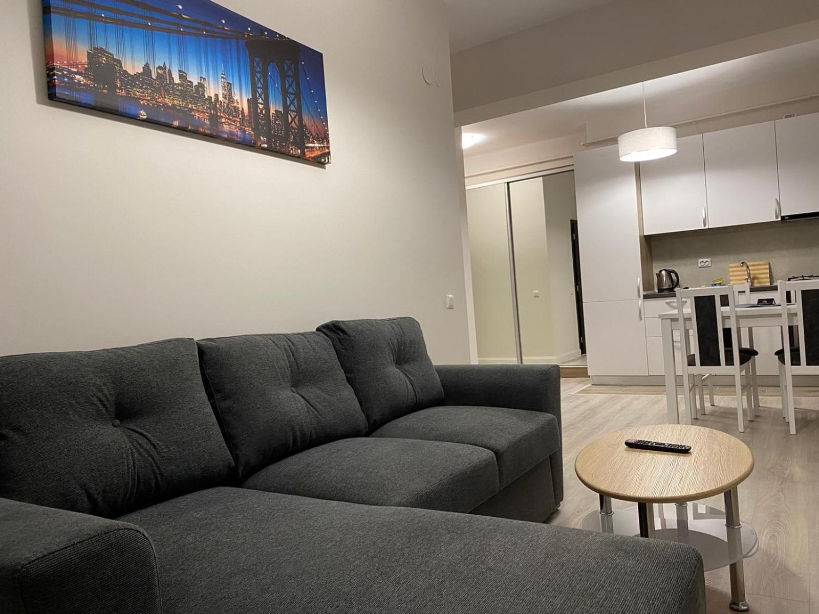 Lazar Towers Studios & Apartments Near Palas Iasi Exterior foto